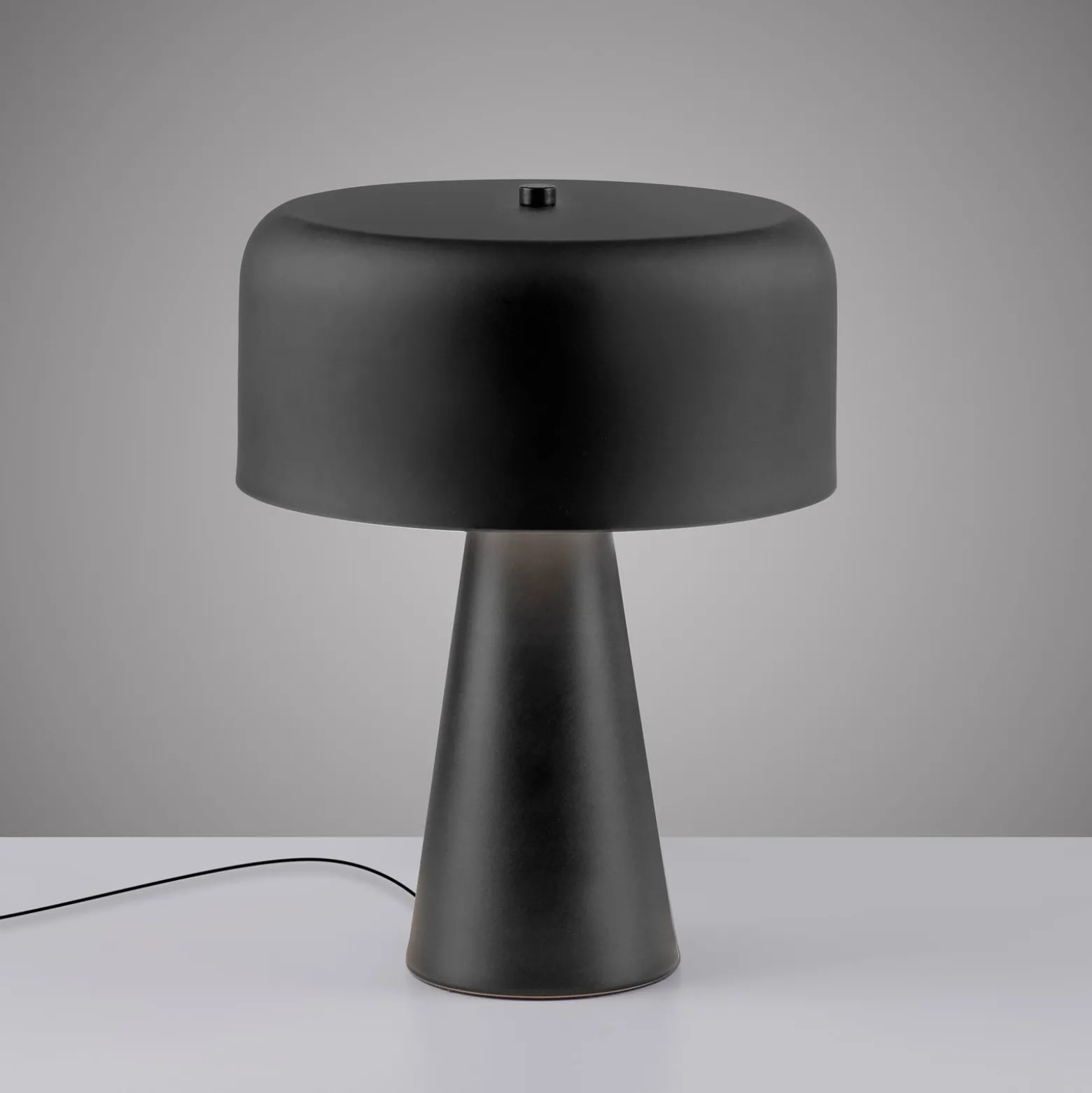 Tischleuchte PENTO, schwarz, Höhe 35 cm, Metall, E27