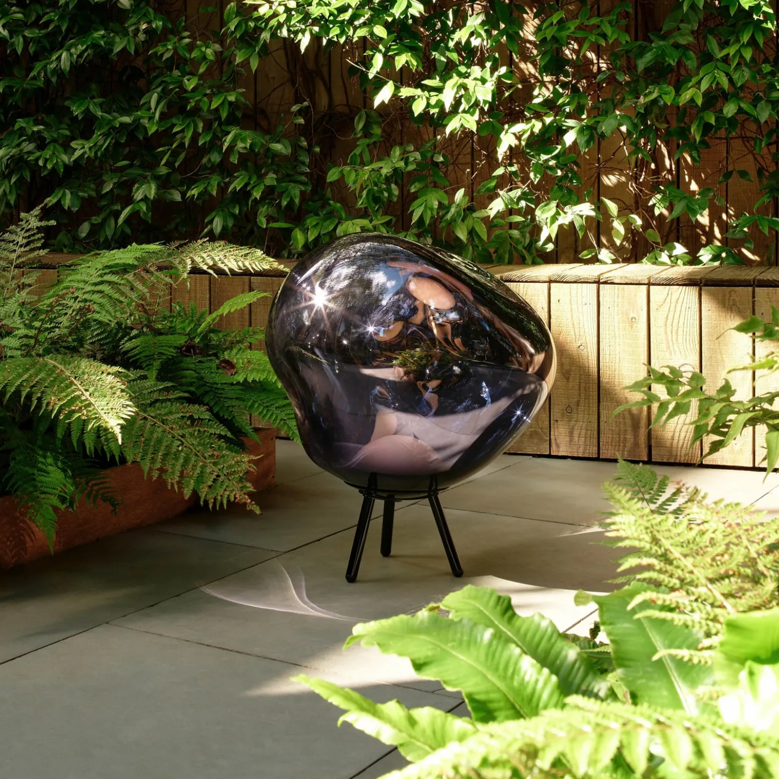 Tom Dixon LED-Akku-Terrassenlampe Melt large, rauchgrau