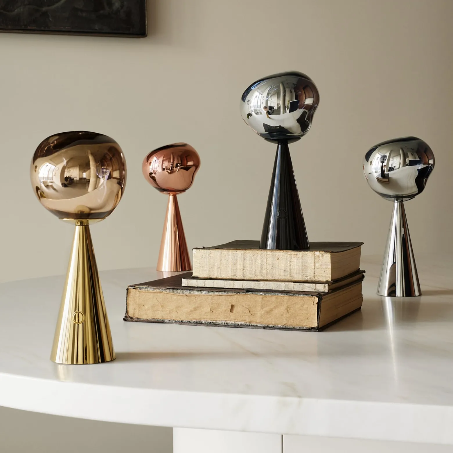 Tom Dixon LED-Akkutischlampe Melt Portable, silber, 29 cm