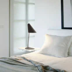 Vibia I.Cono 0700 Tischleuchte, grau